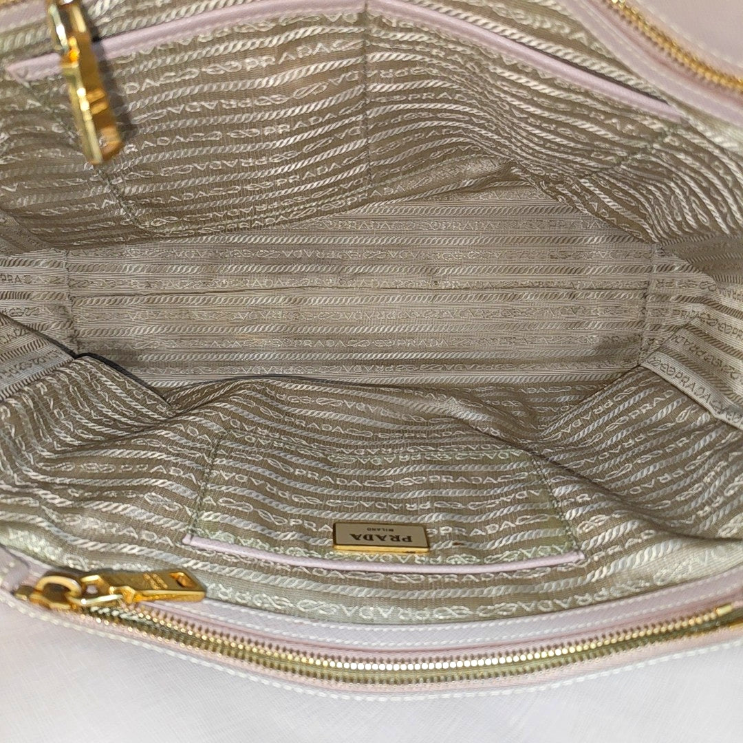 Calfskin Shoulder Bag Pink
