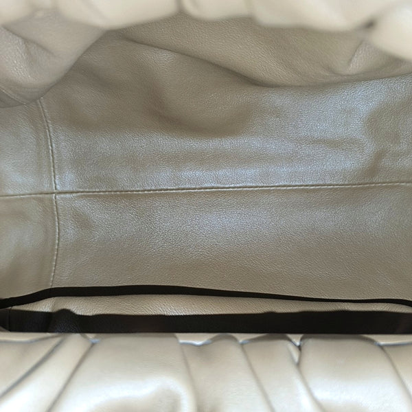 The Pouch Calfskin Brown
