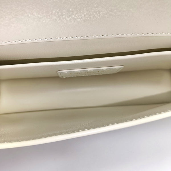 30 Montaigne East-West Calfskin White