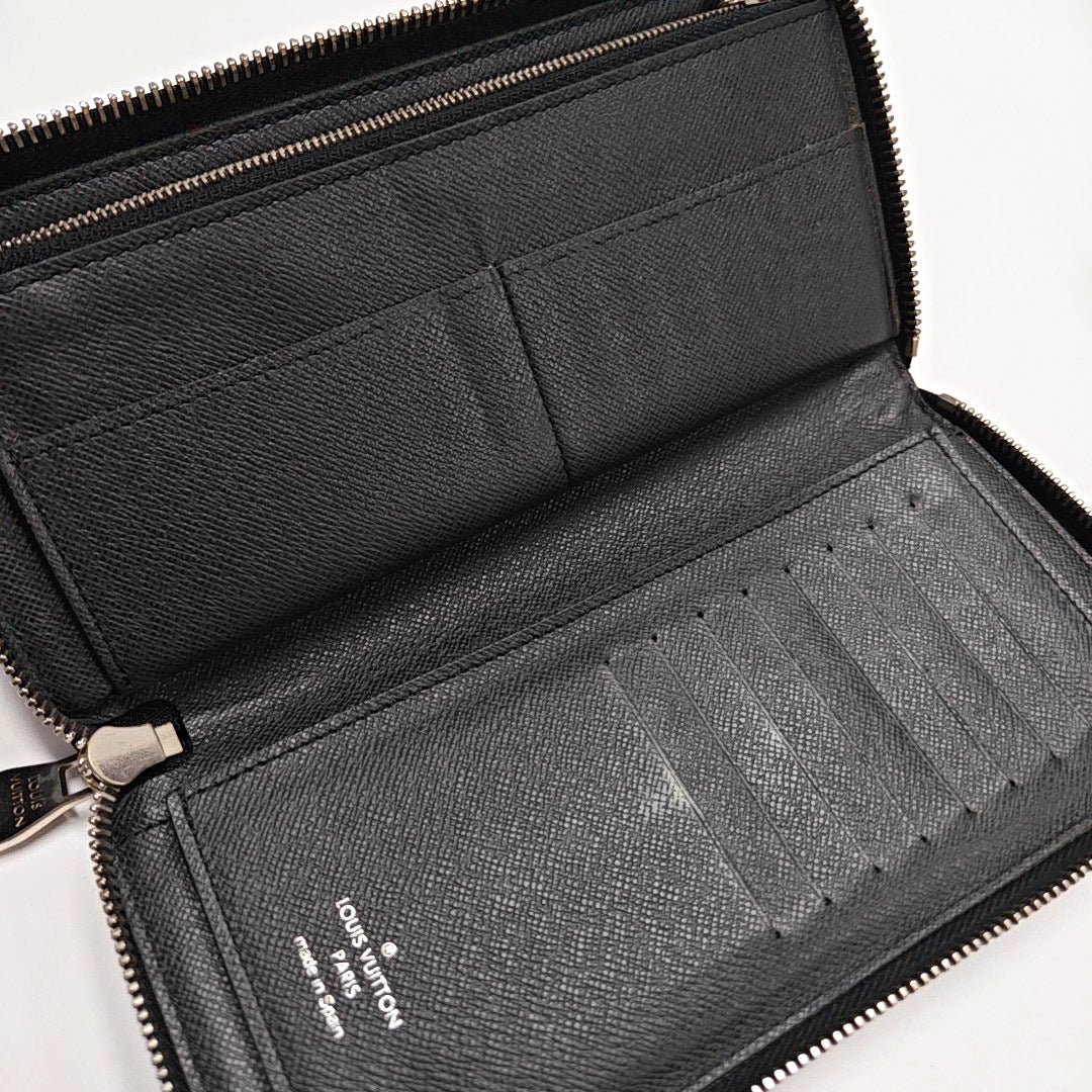 Calfskin Wallet Black