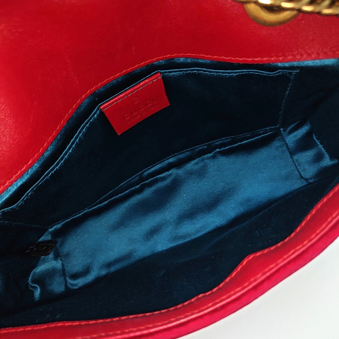 GG Marmont Small Quilted Velvet Red