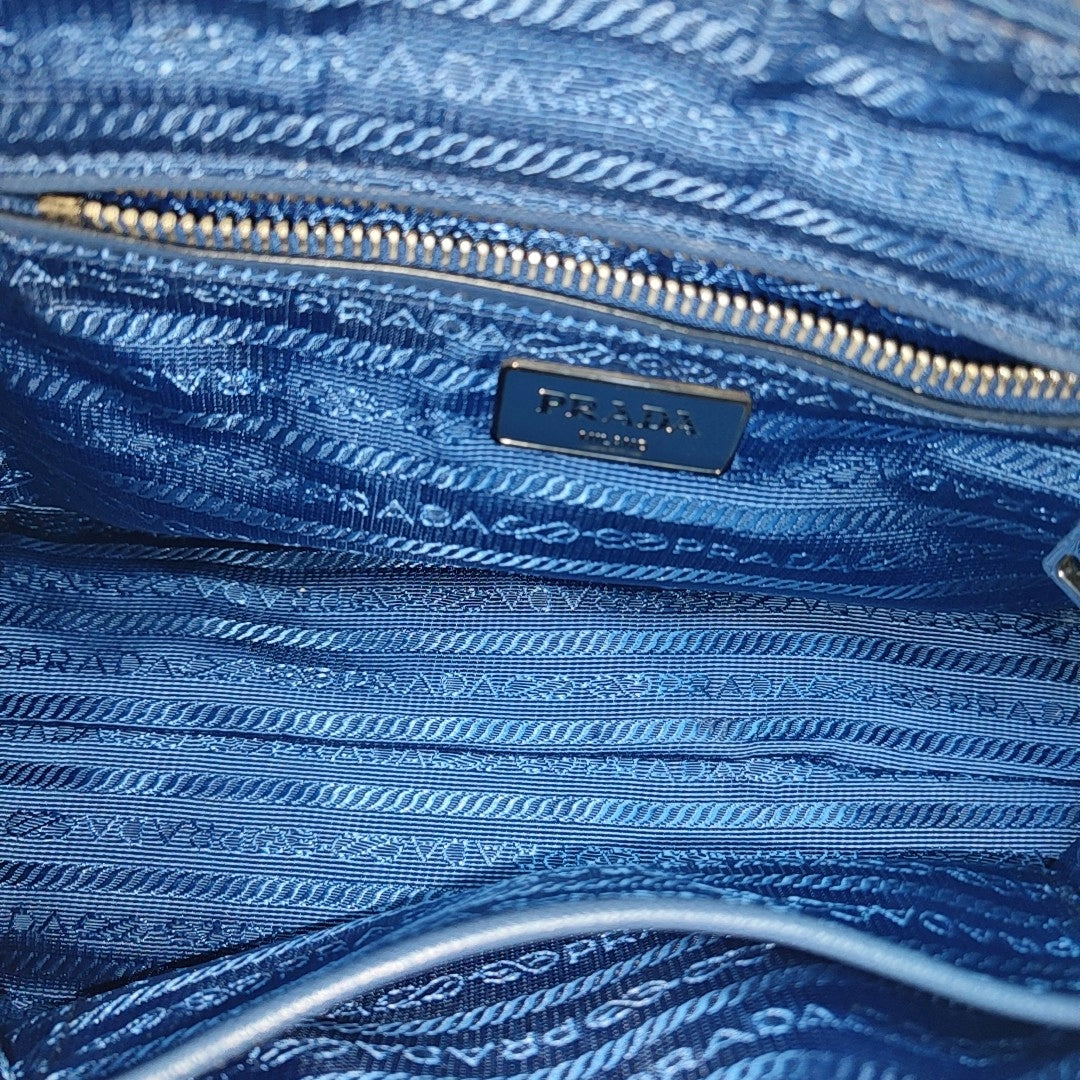 Quilted Nylon Shoulder Bag Blue