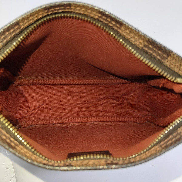 TROUSSE MAKE UP Damier Ebene Coated Canvas Brown