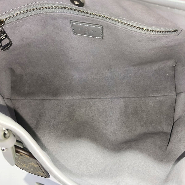 CARRYALL Small Lambskin Gray