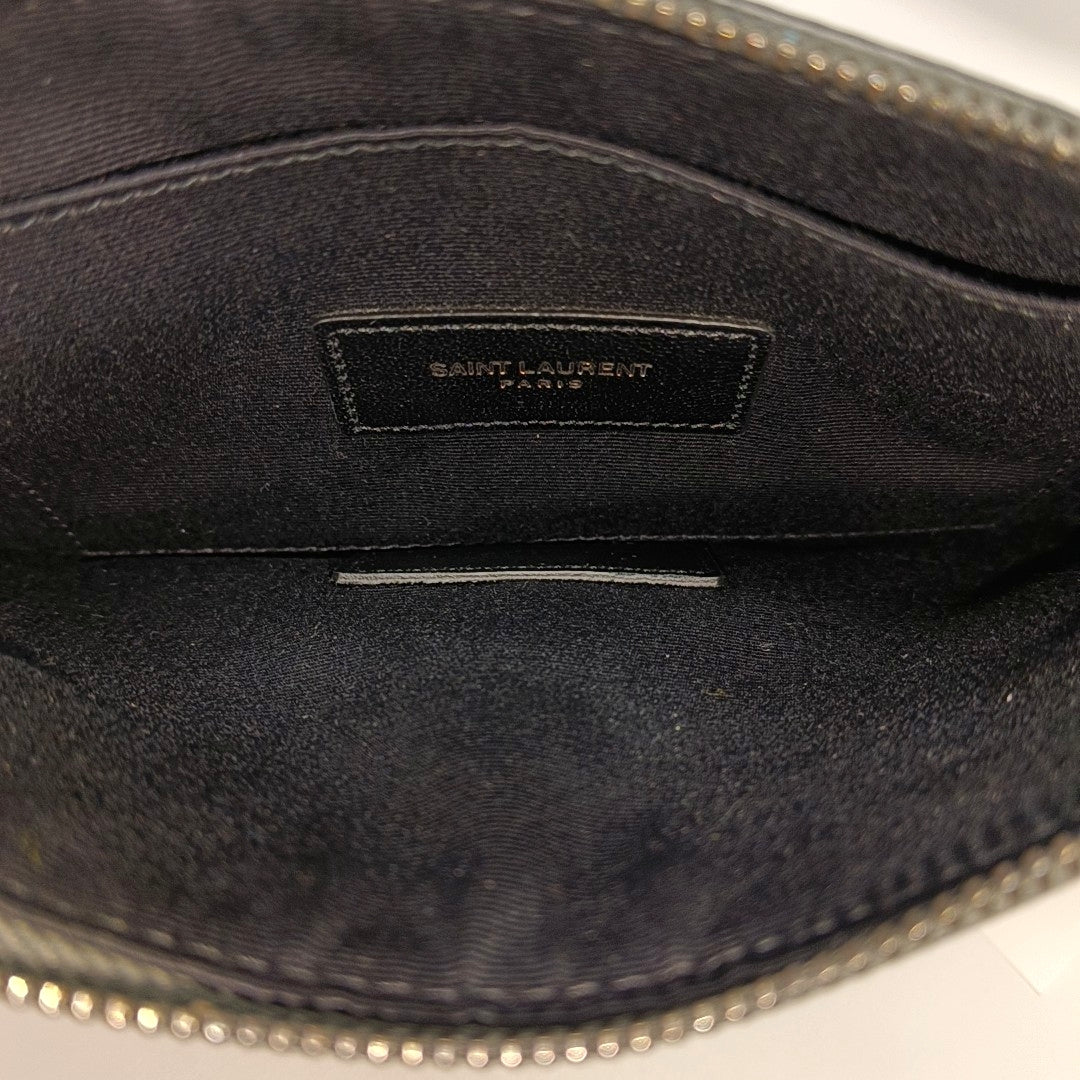 Authenticated pre-owned  CASSANDRE Chevron, Quilted Calfskin Gray - Clutch at Looply