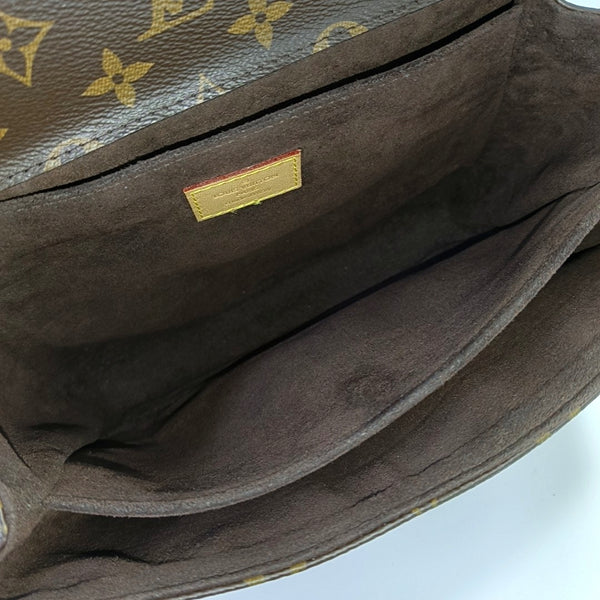 MÉTIS MM Monogram Coated Canvas Brown