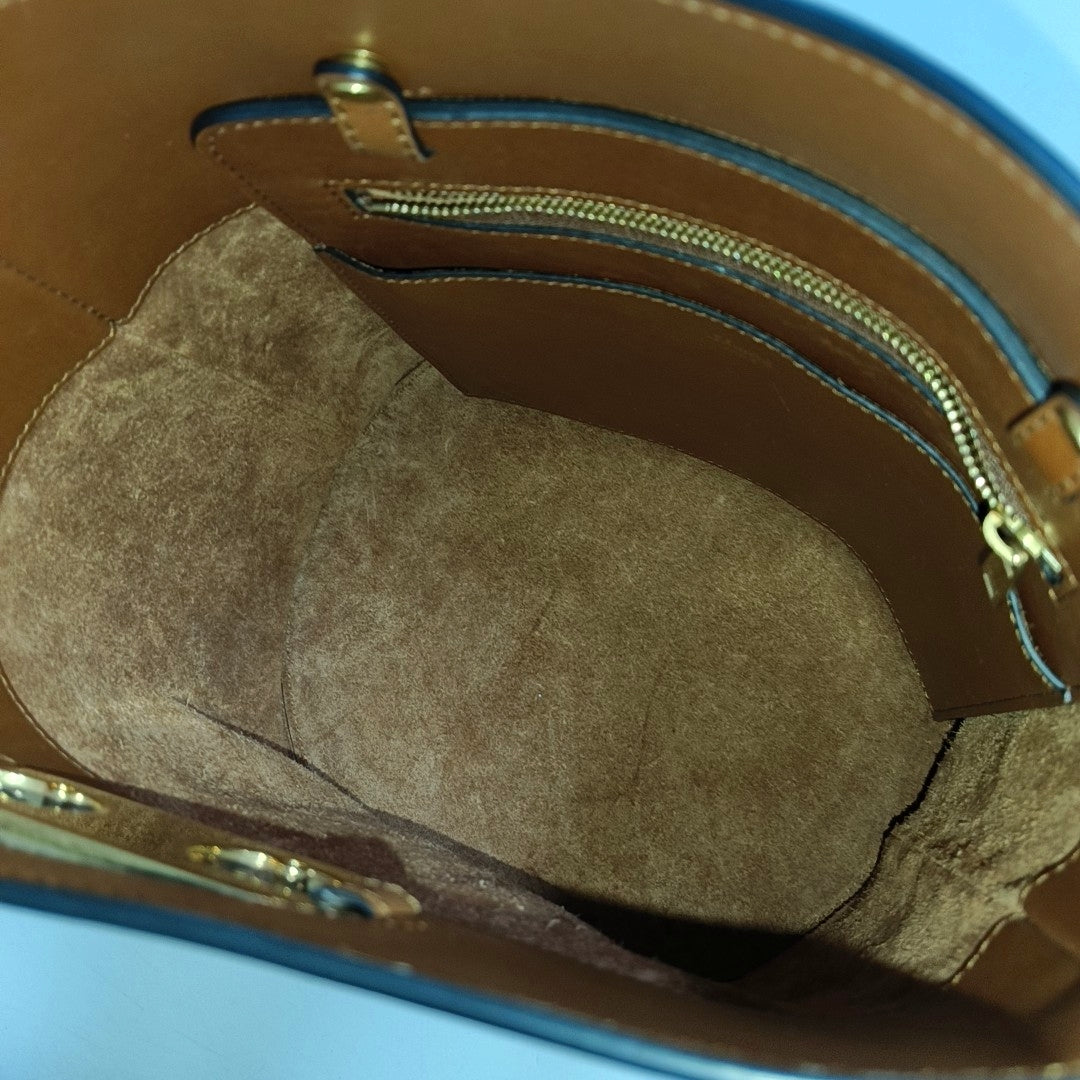 TRIOMPHE Small Calfskin Brown