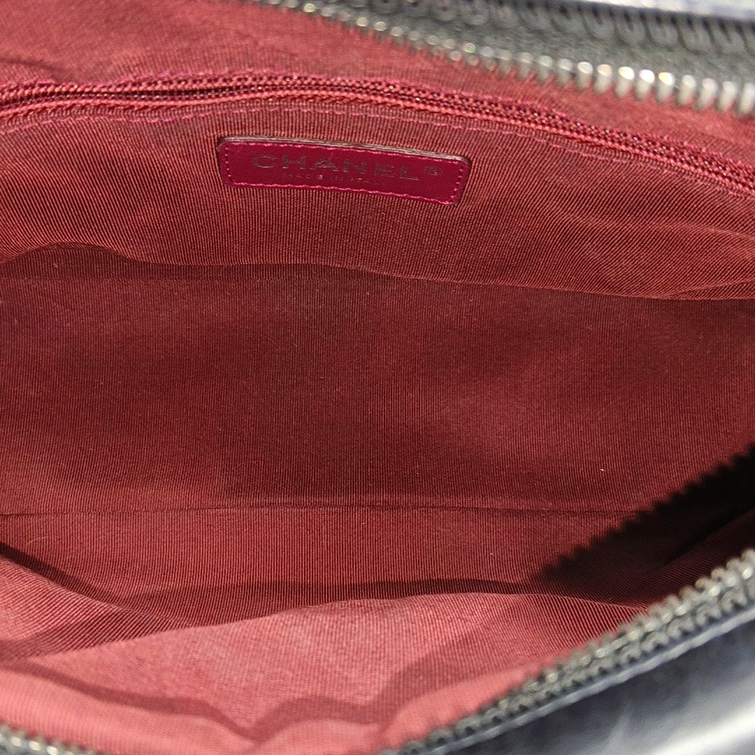CAMERA CASE Medium Quilted Calfskin Black