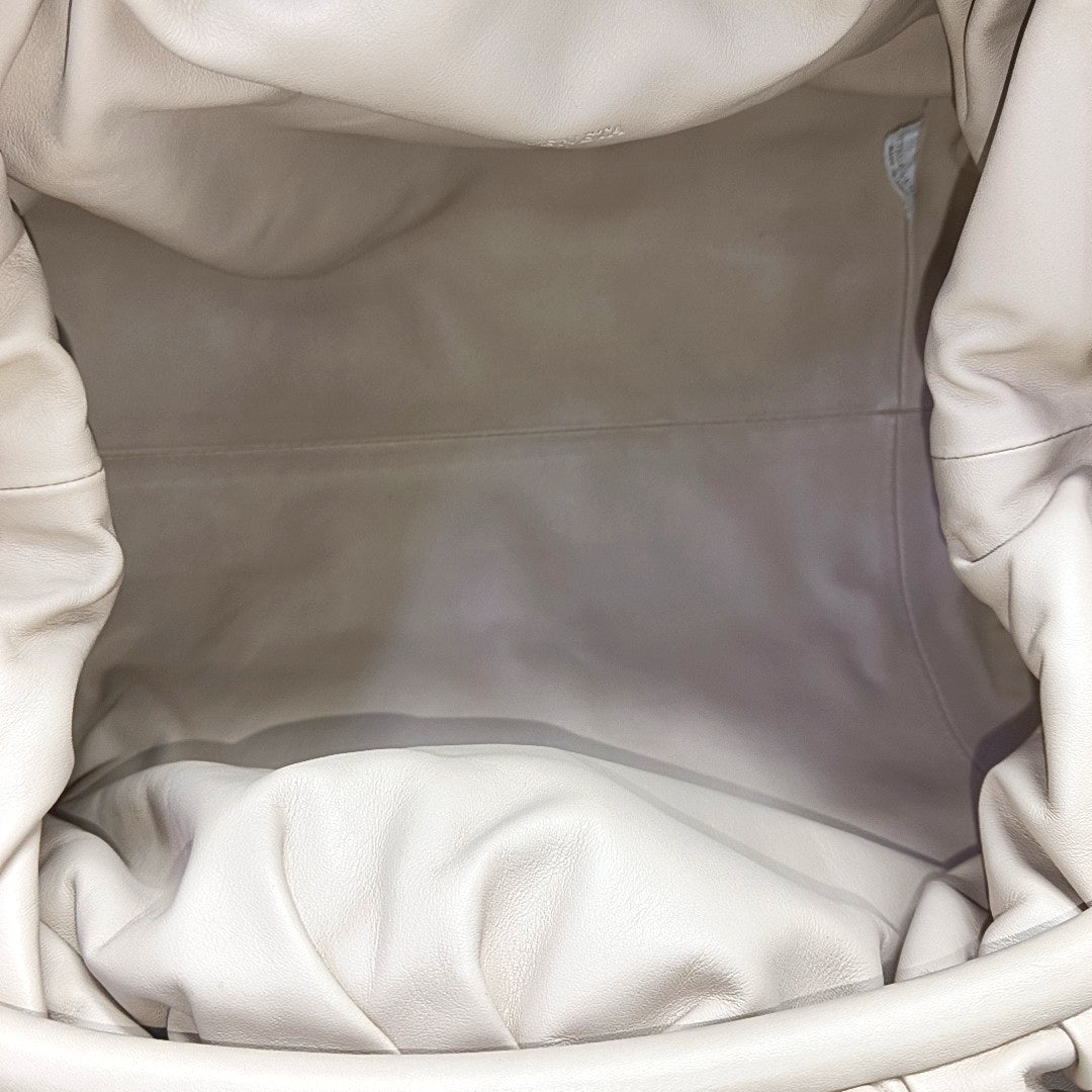 The Pouch Large Calfskin Beige