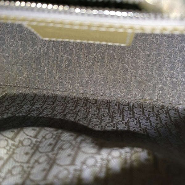 Authenticated pre-owned  Lady Dior Medium Quilted Patent Leather Green - Tote Bag at Looply