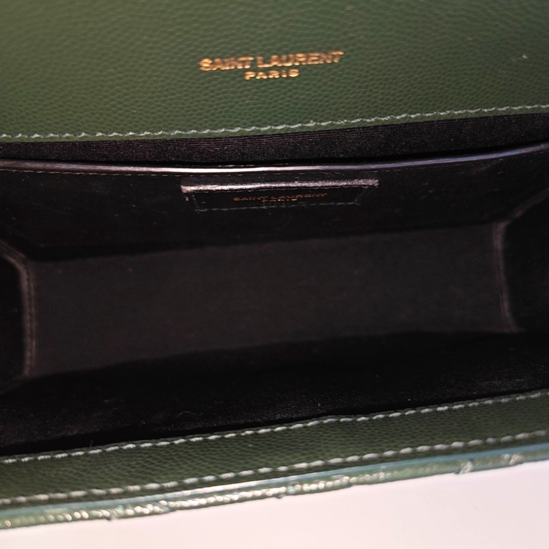 ENVELOPE Medium Chevron Calfskin Green