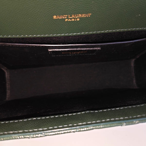 ENVELOPE Medium Chevron Calfskin Green