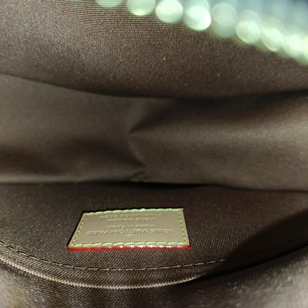 MESSENGER Damier Coated Canvas Red