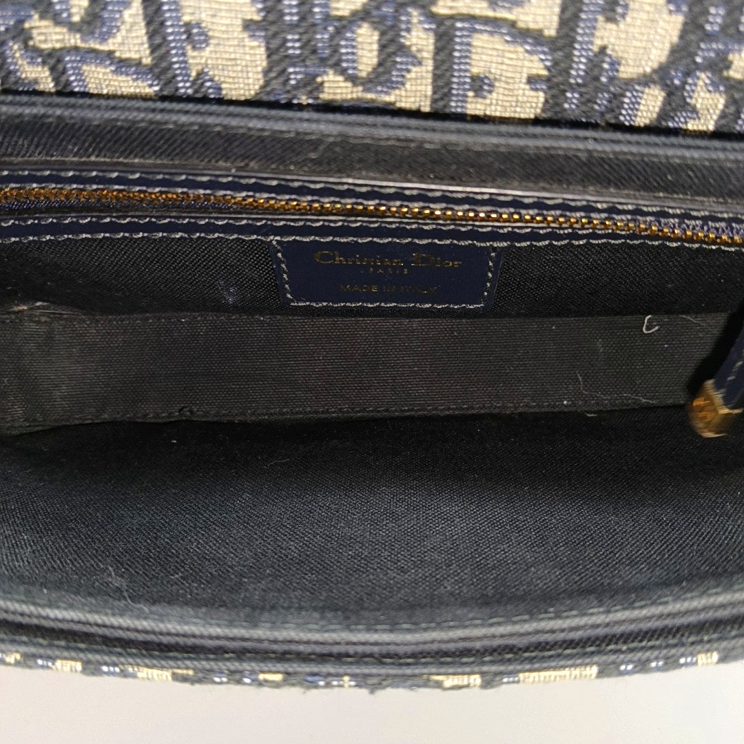 Oblique Canvas Blue