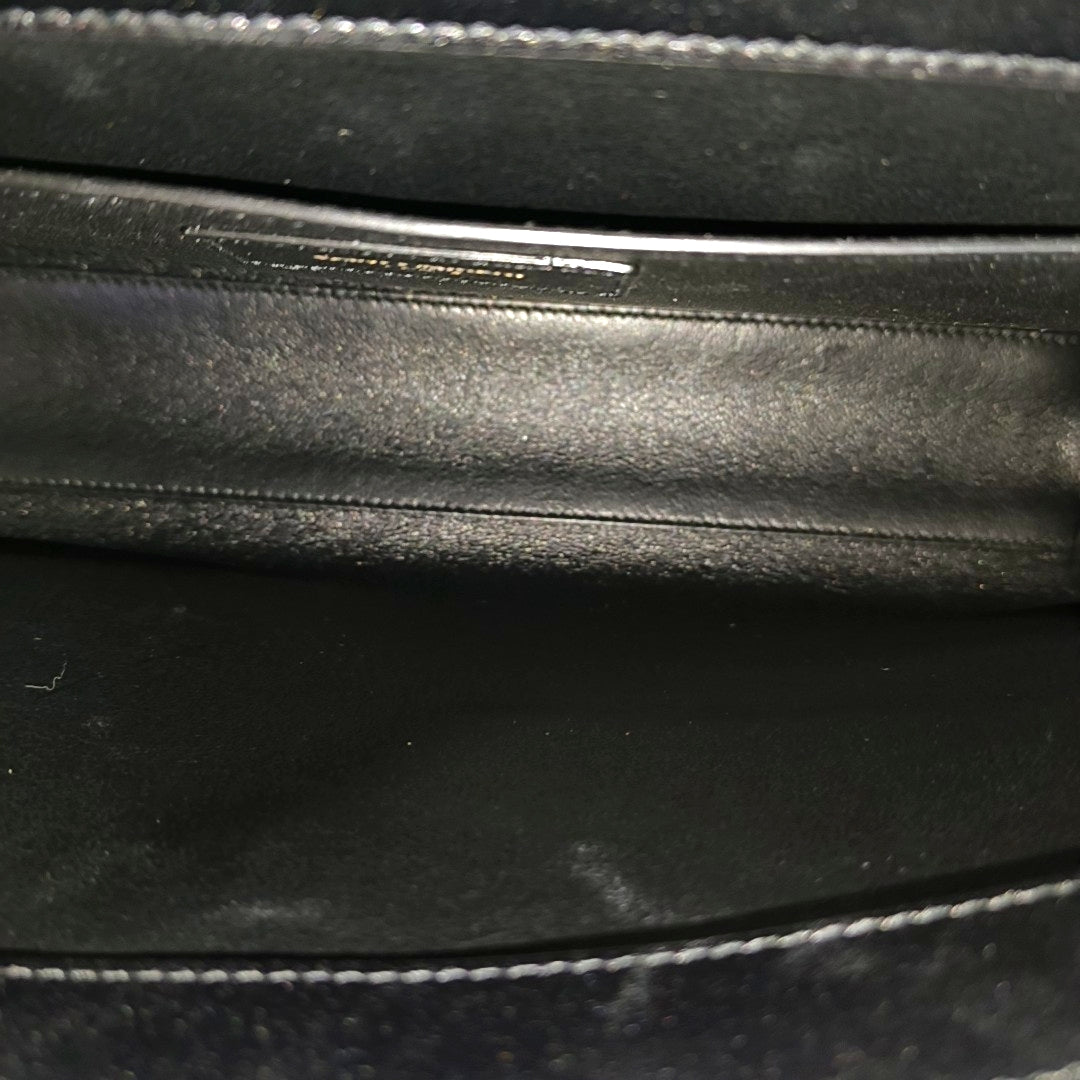 MANHATTAN Medium Calfskin Black
