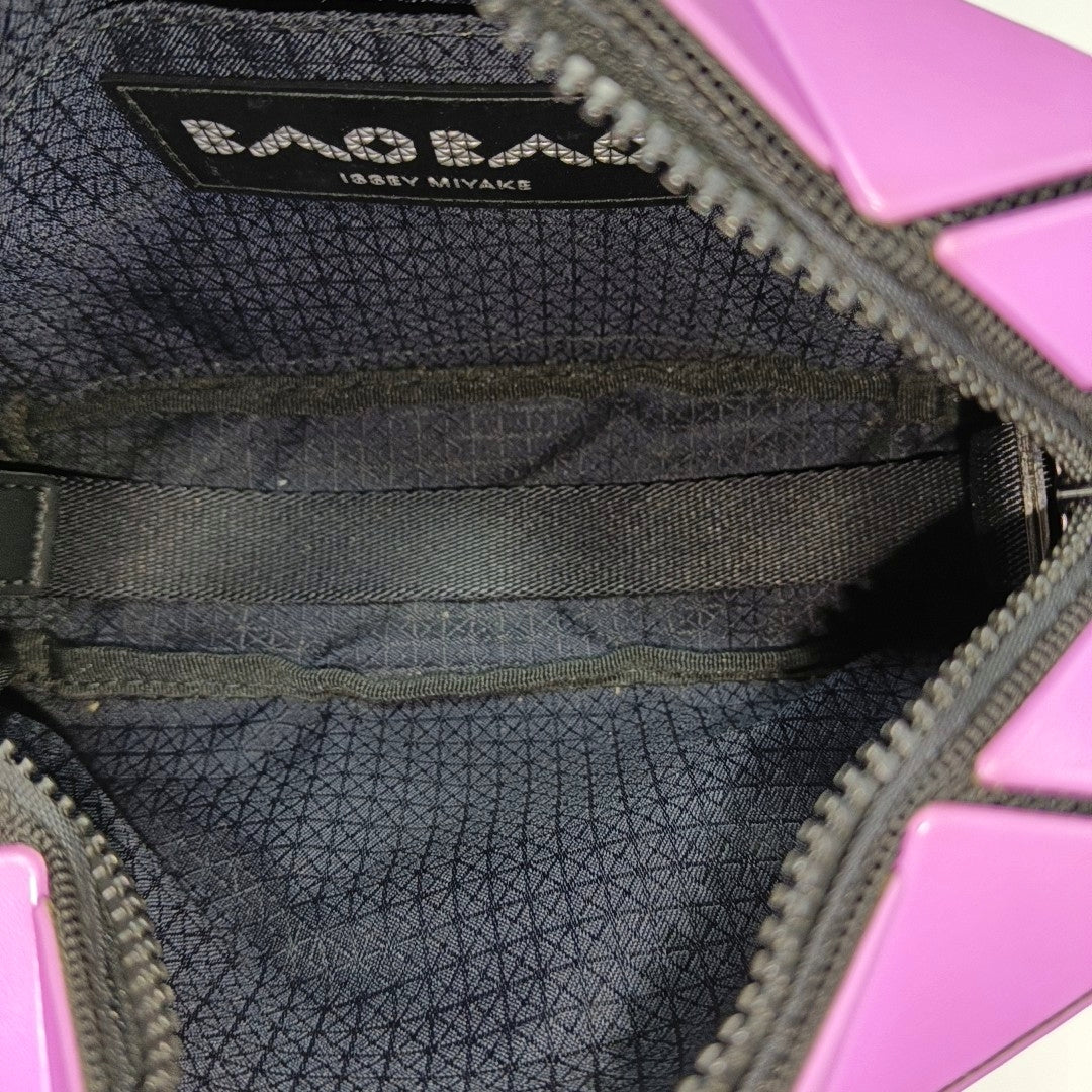 Special Material Shoulder Bag Pink
