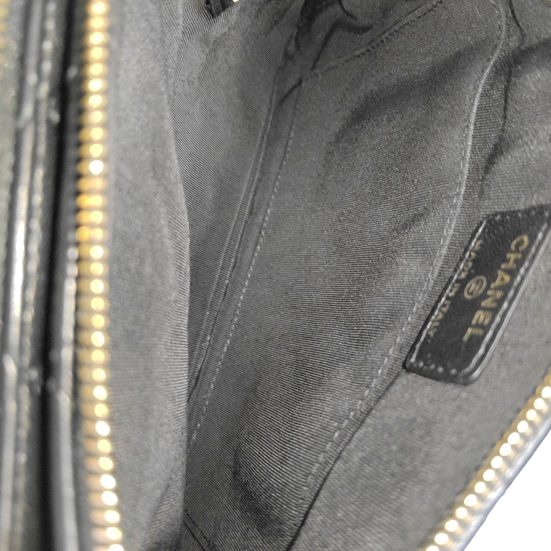 Quilted Lambskin Shoulder Bag Black
