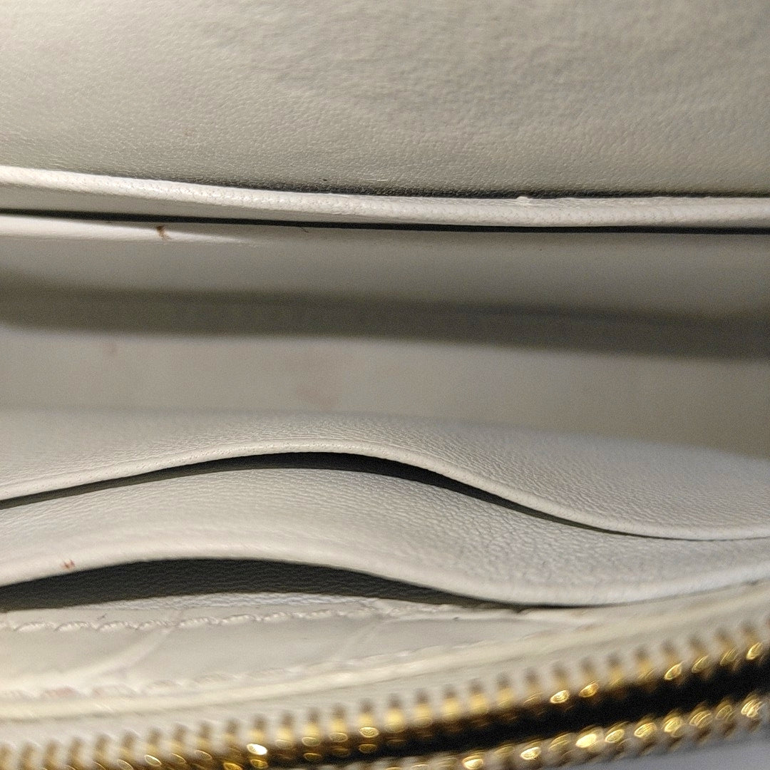 Hourglass Wallet On Chain Mini Calfskin White