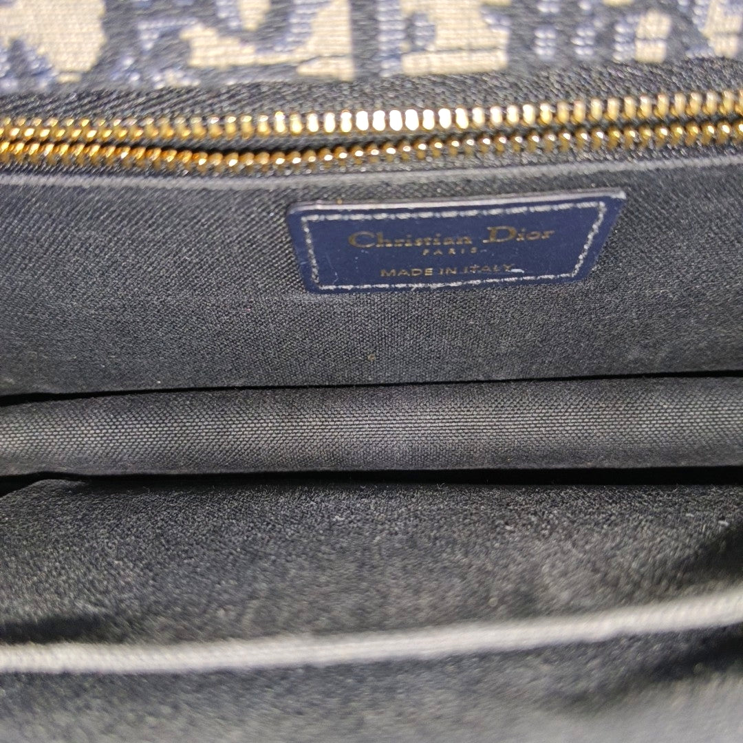 30 Montaigne Oblique Canvas Blue