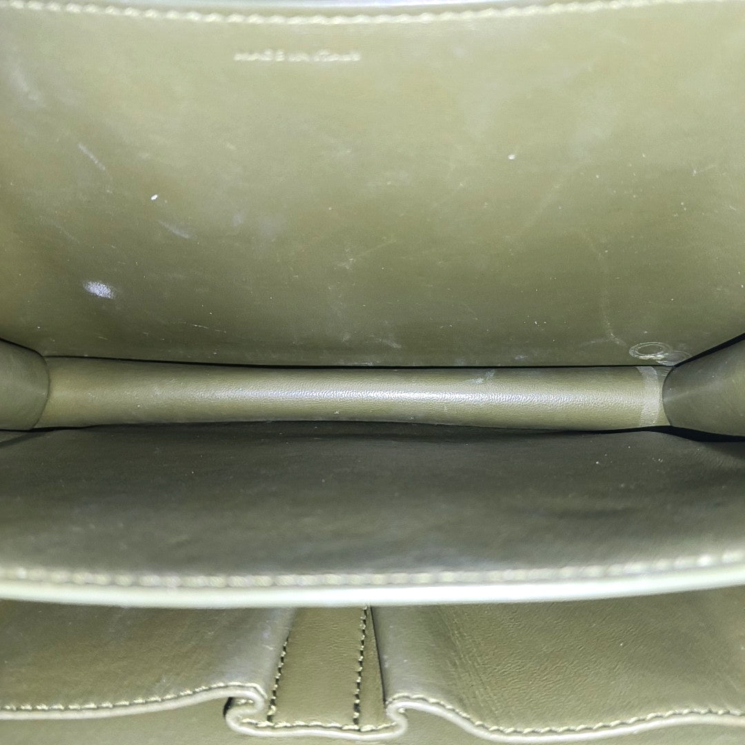 CLASSIC BOX Medium Calfskin Green
