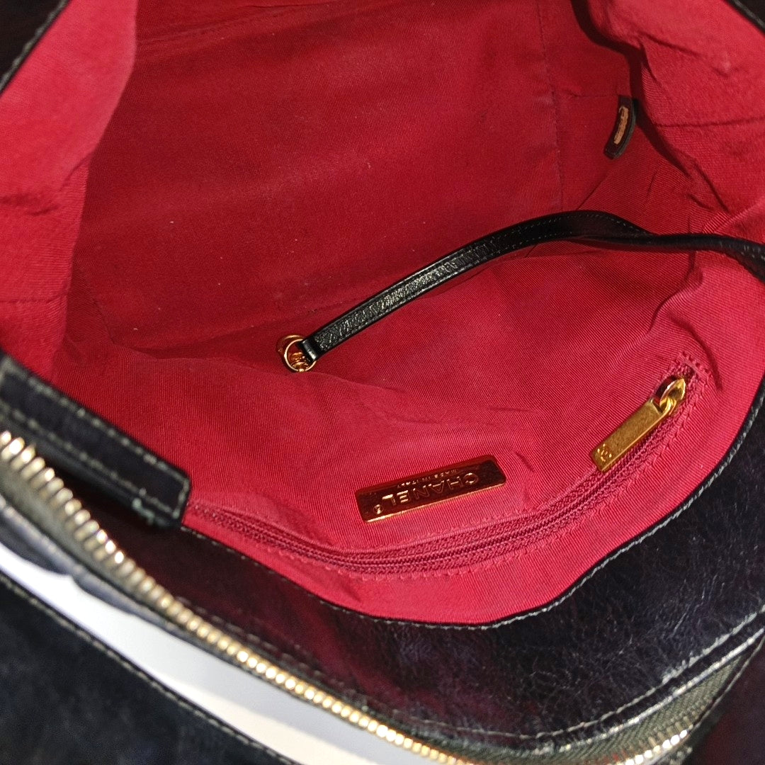 Quilted Calfskin Shoulder Bag Black