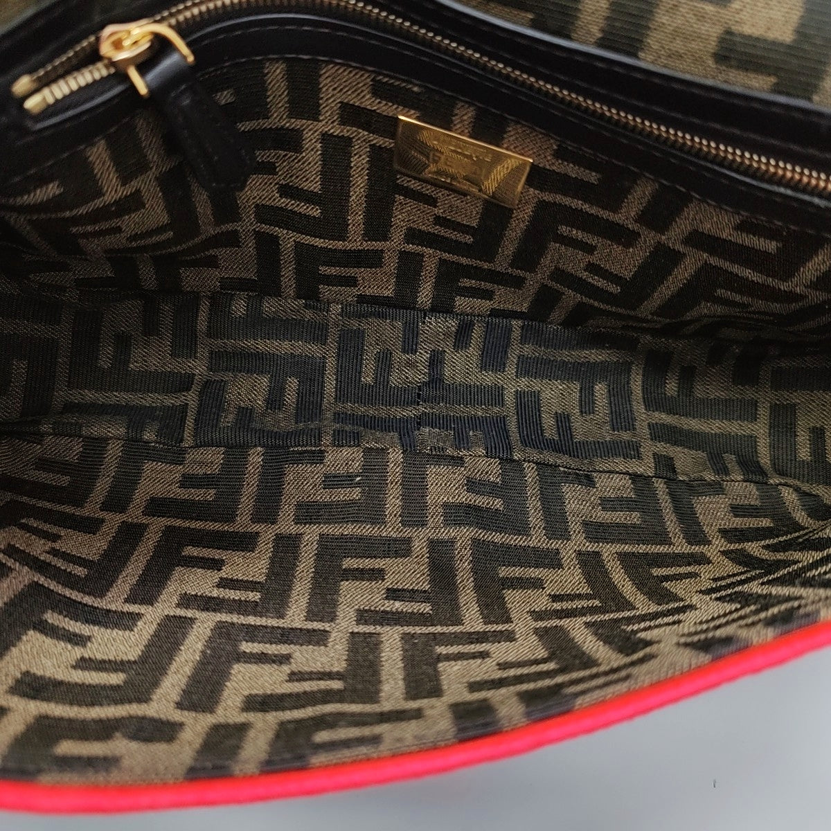 Baguette Medium Canvas Brown