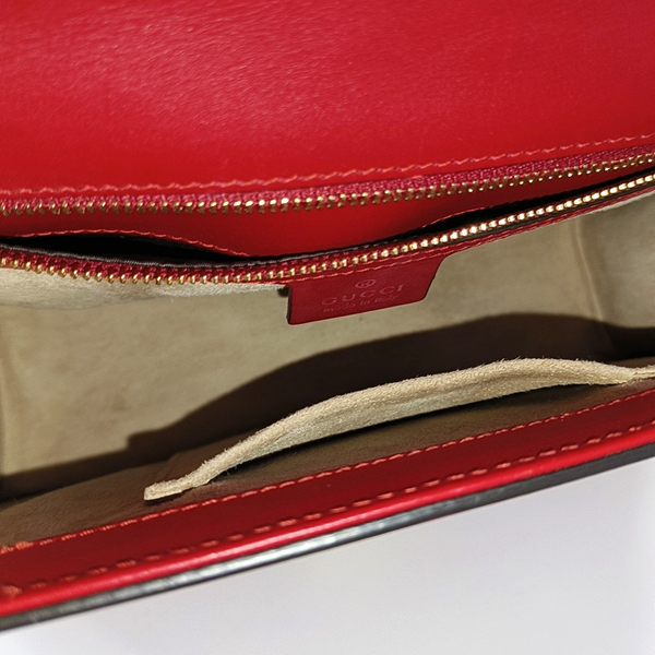 Authenticated pre-owned  Sylvie Small Calfskin Red - Shoulder Bag at Looply