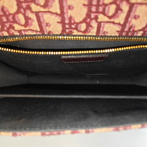 30 Montaigne Oblique Canvas Red