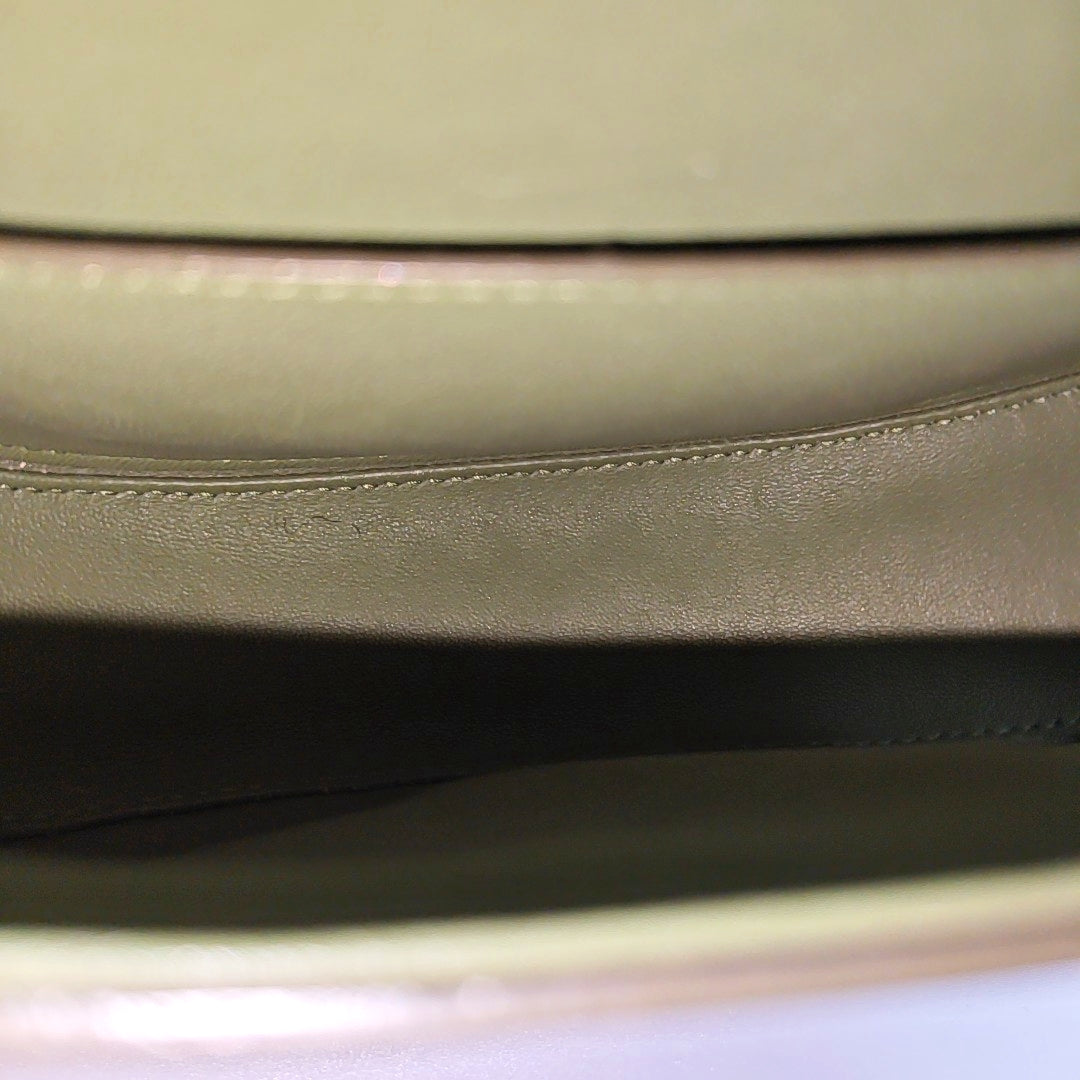 CRÉCY Small Calfskin Green