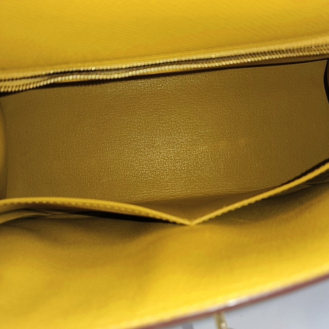 Kelly 28 Epsom Amarillo