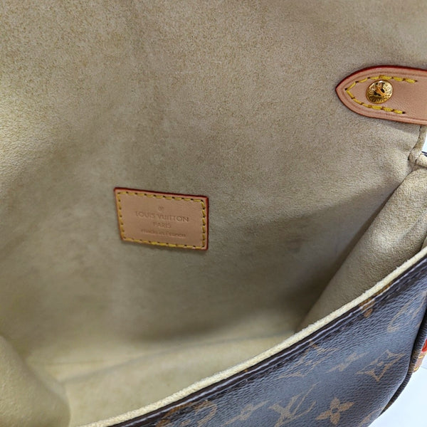 SAUMUR BB Monogram Coated Canvas Brown