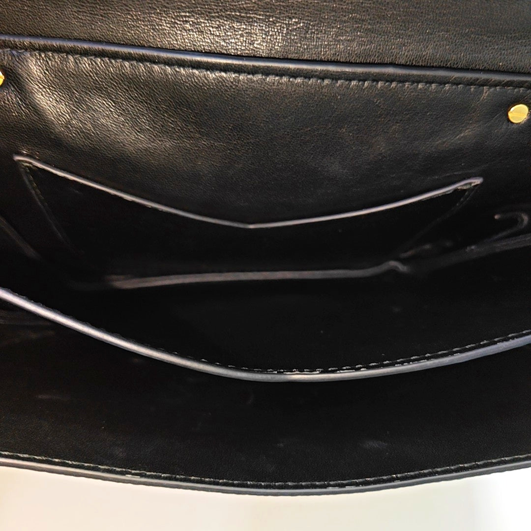 Mount Calfskin Black
