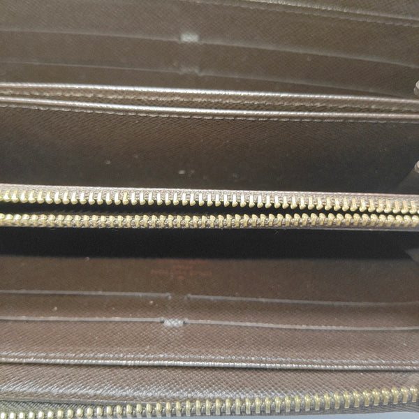 ZIPPY Damier Ebene Coated Canvas Brown Wallet