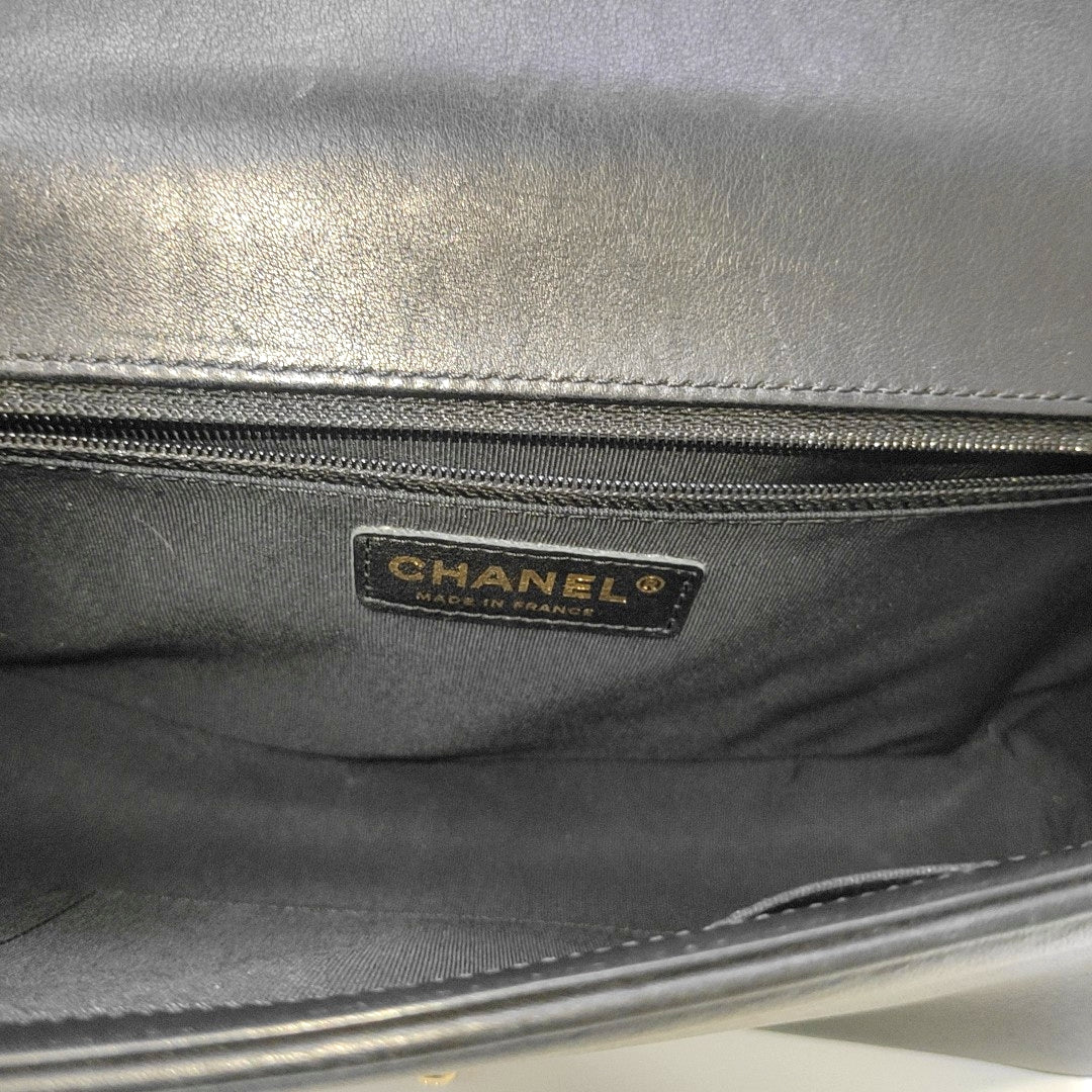 BOY CHANEL Large Quilted Calfskin Black