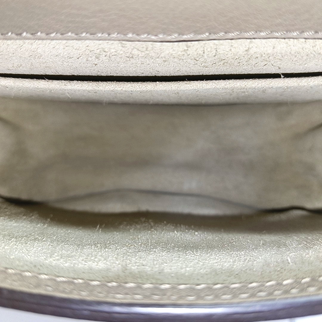 Nile Medium Calfskin Gray