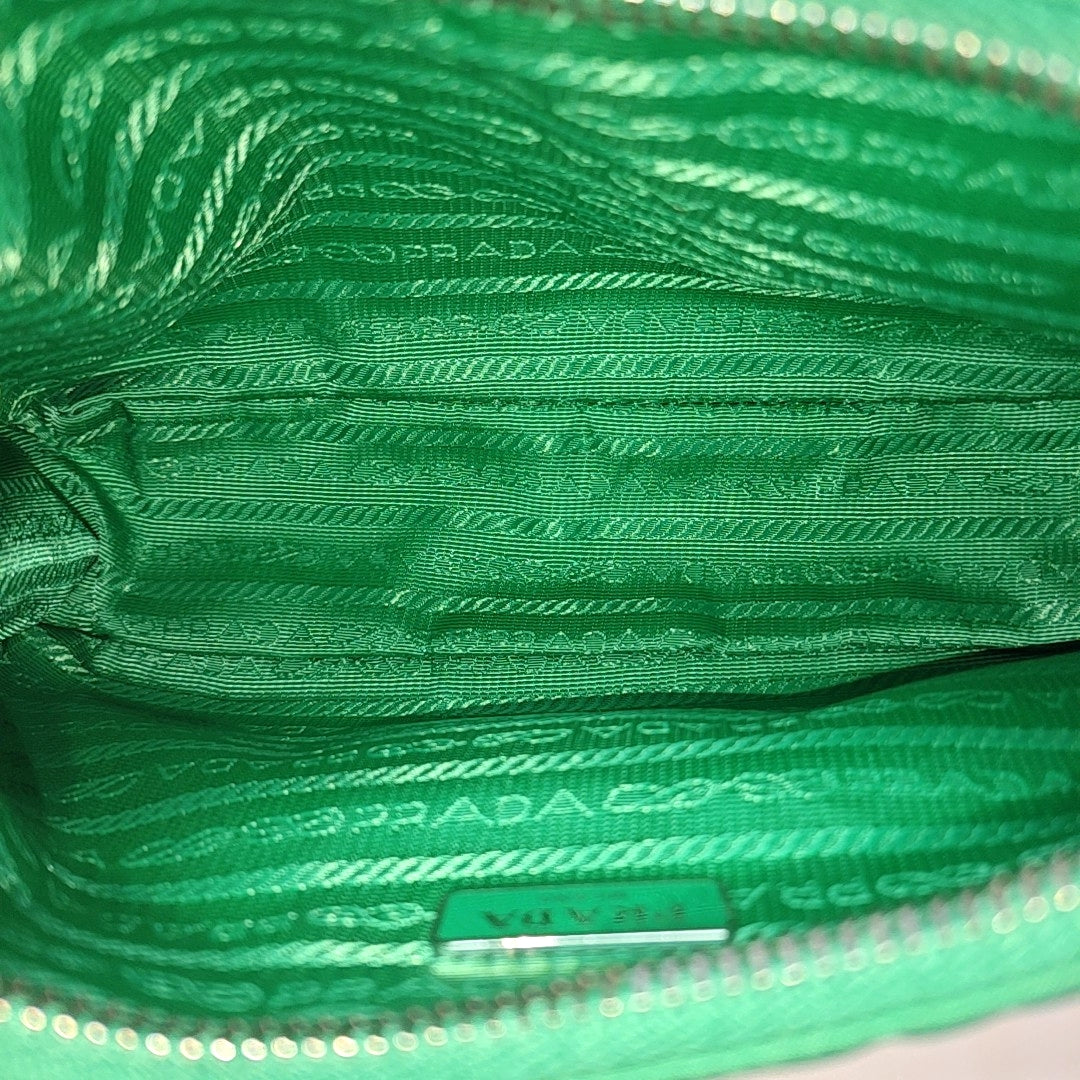 Re-Edition2000 Nylon Green