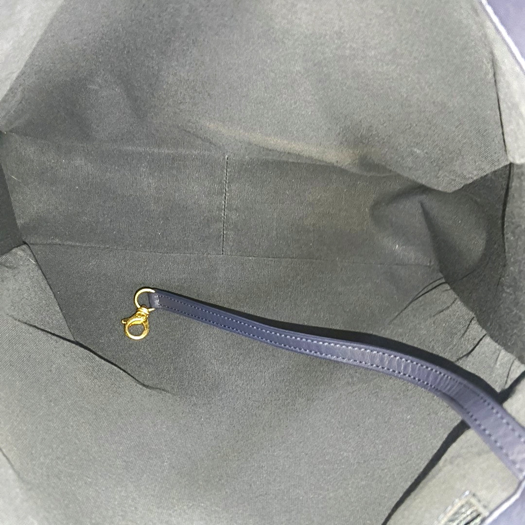 CHANEL 19 Large Quilted Denim Blue