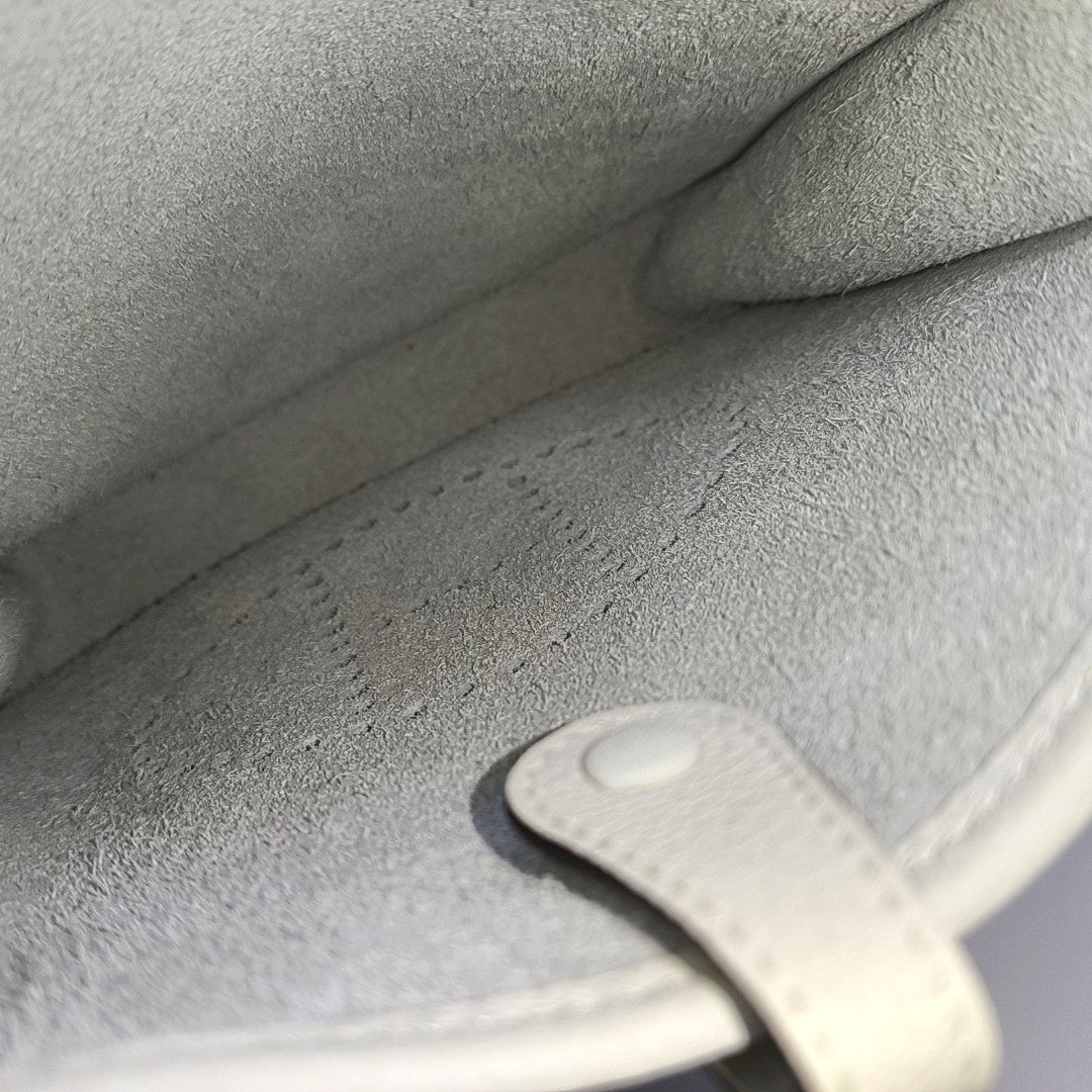 Authenticated pre-owned  Evelyne TPM Clemence White - Shoulder Bag at Looply