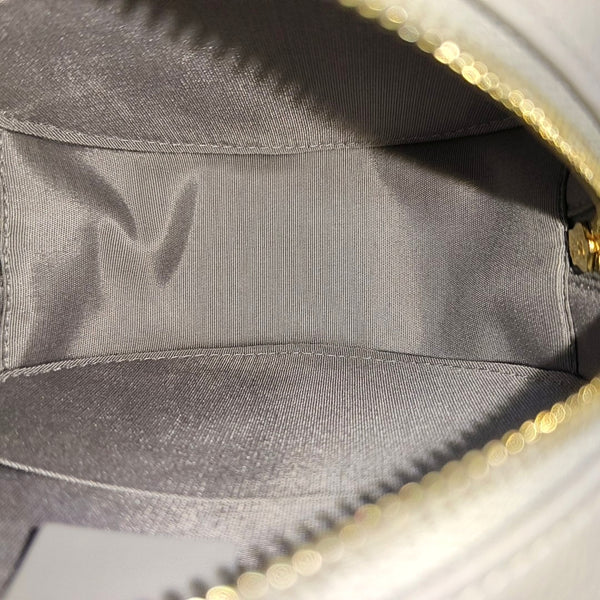 ROUND Quilted Grained Calfskin Gray
