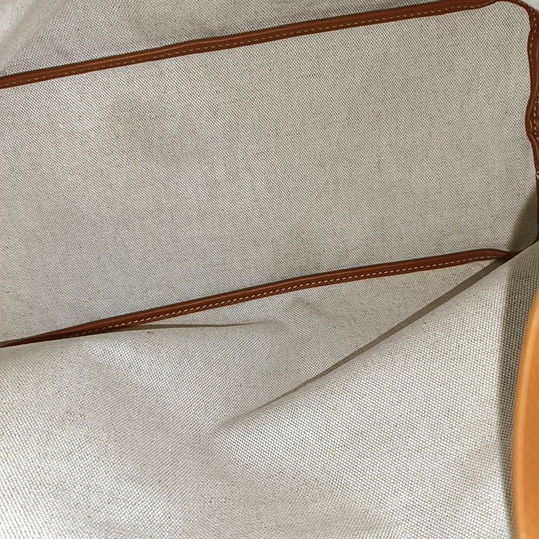 Hobo Coated Canvas Brown