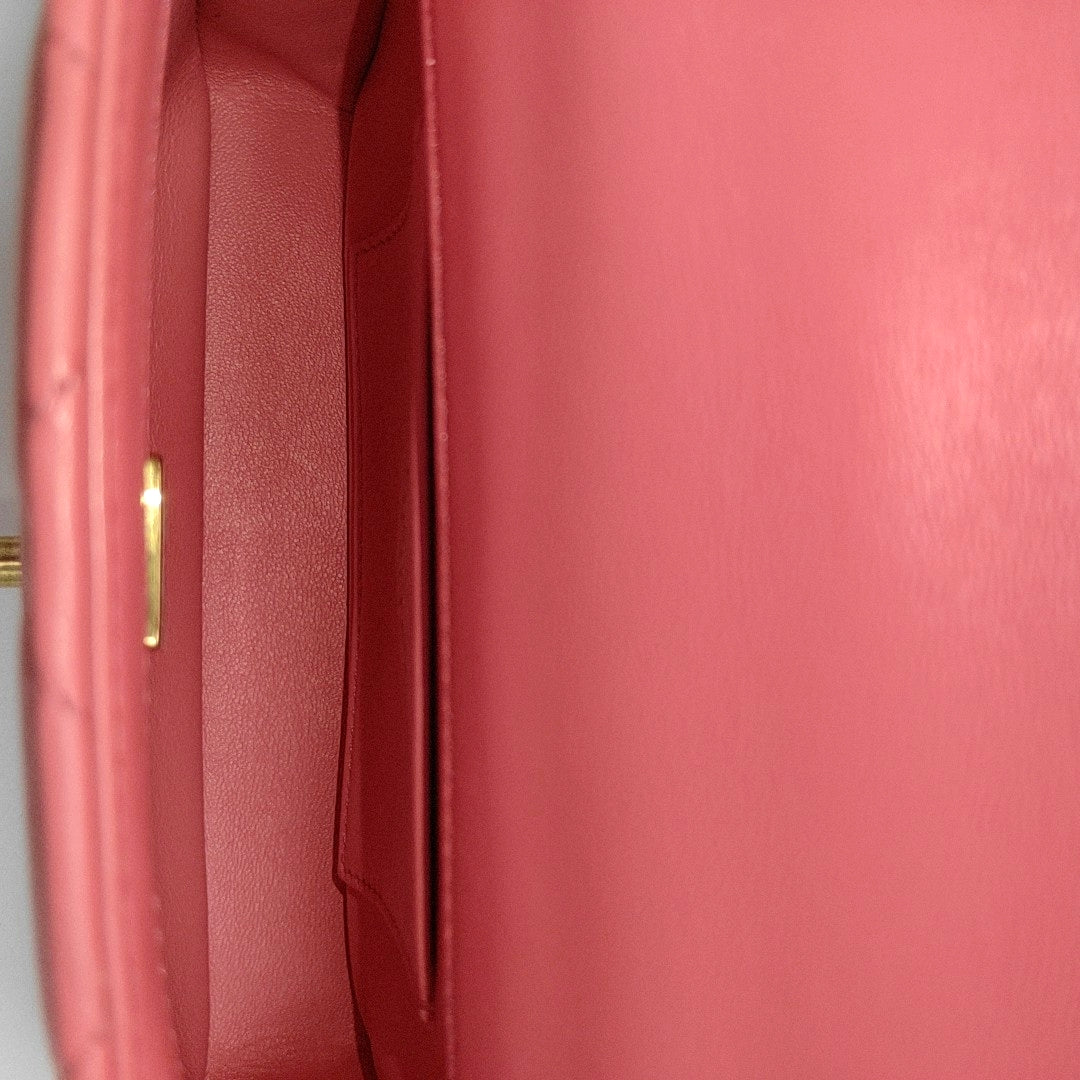 CLASSIC FLAP Mini Quilted Lambskin Pink