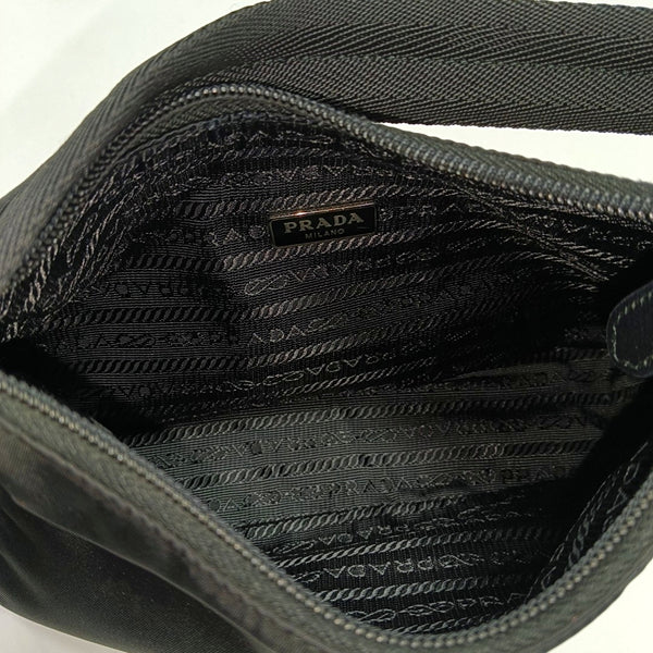 Re-Edition2000 Mini Nylon Black