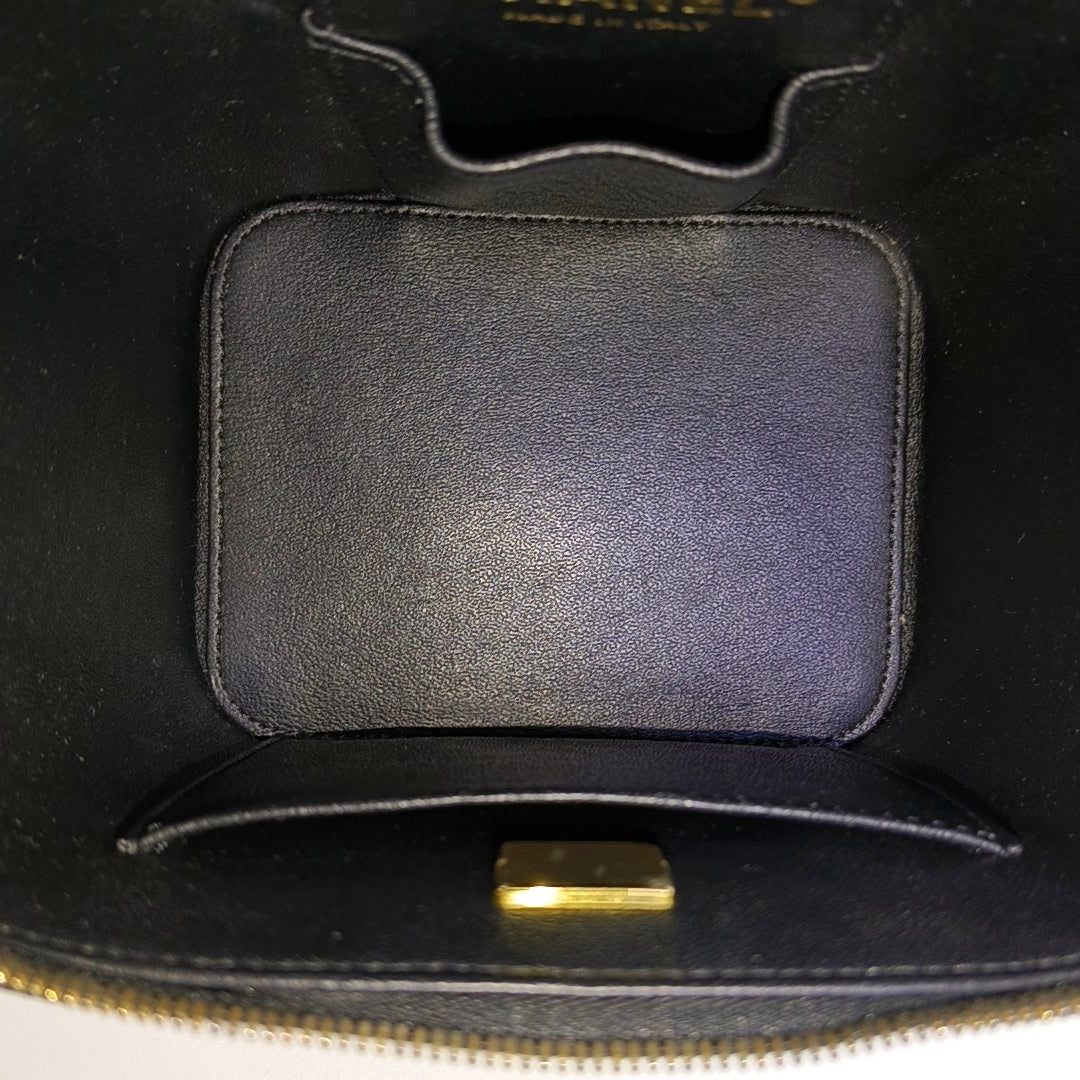 TRENDY CC Quilted Grained Calfskin Black
