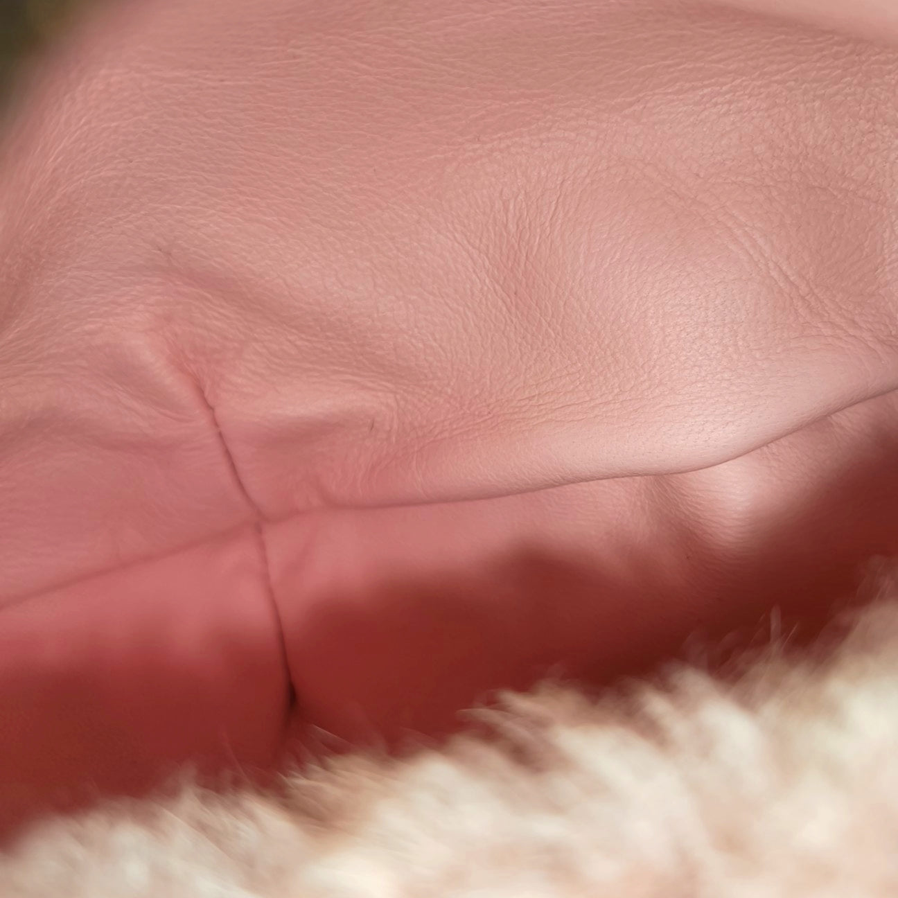 Fur Top Handle Bag Pink