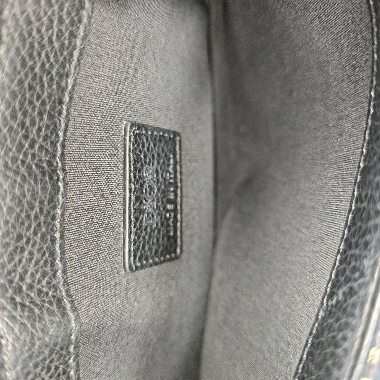 Saddle Medium Canvas Gray