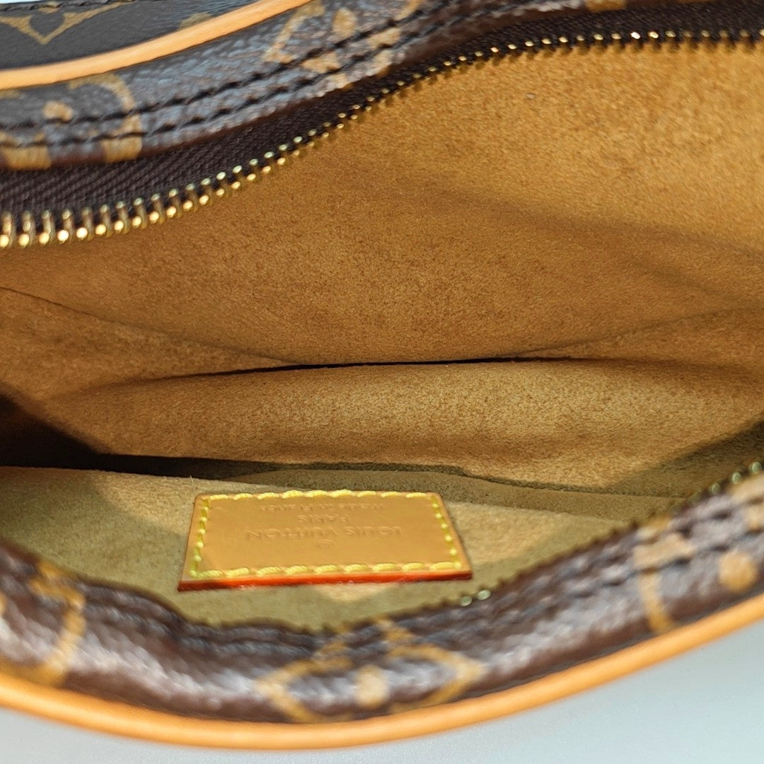 LOOP Monogram Coated Canvas Brown