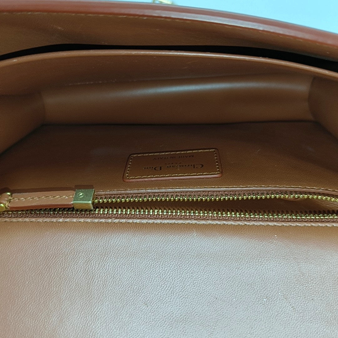 30 Montaigne Calfskin Brown
