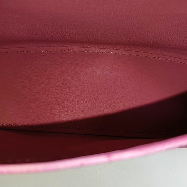 Hourglass XS Quilted Calfskin Red