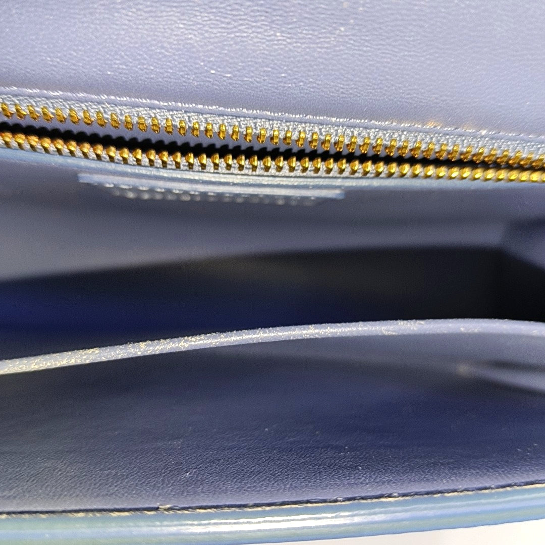 30 Montaigne Calfskin Blue