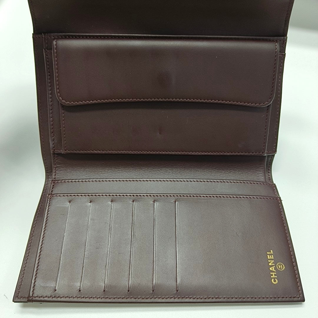 CLASSIC FLAP Mini Quilted Grained Calfskin Black Wallet
